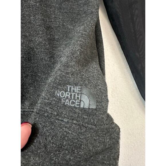 The North Face Grey Mesh Cutout Back Top L NF0A3LM9 - Picture 4 of 13